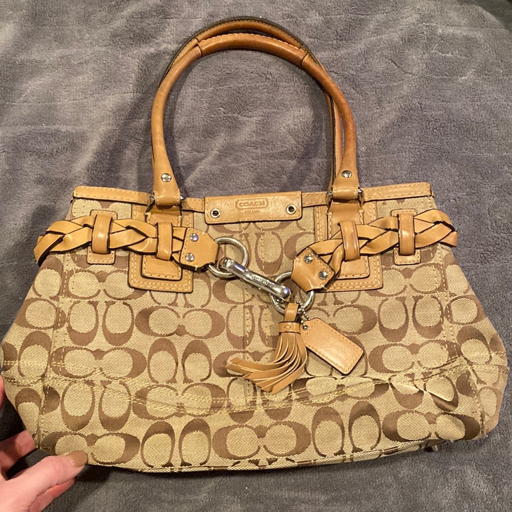 Coach purse - beige